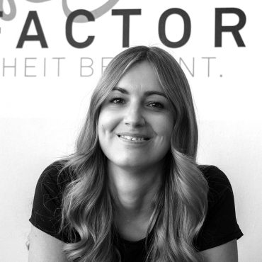 Chiara_Portrait_sw